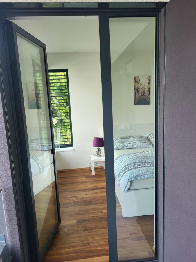 New Apartment In Karlin, Praha 8, Close To Center Exterior photo